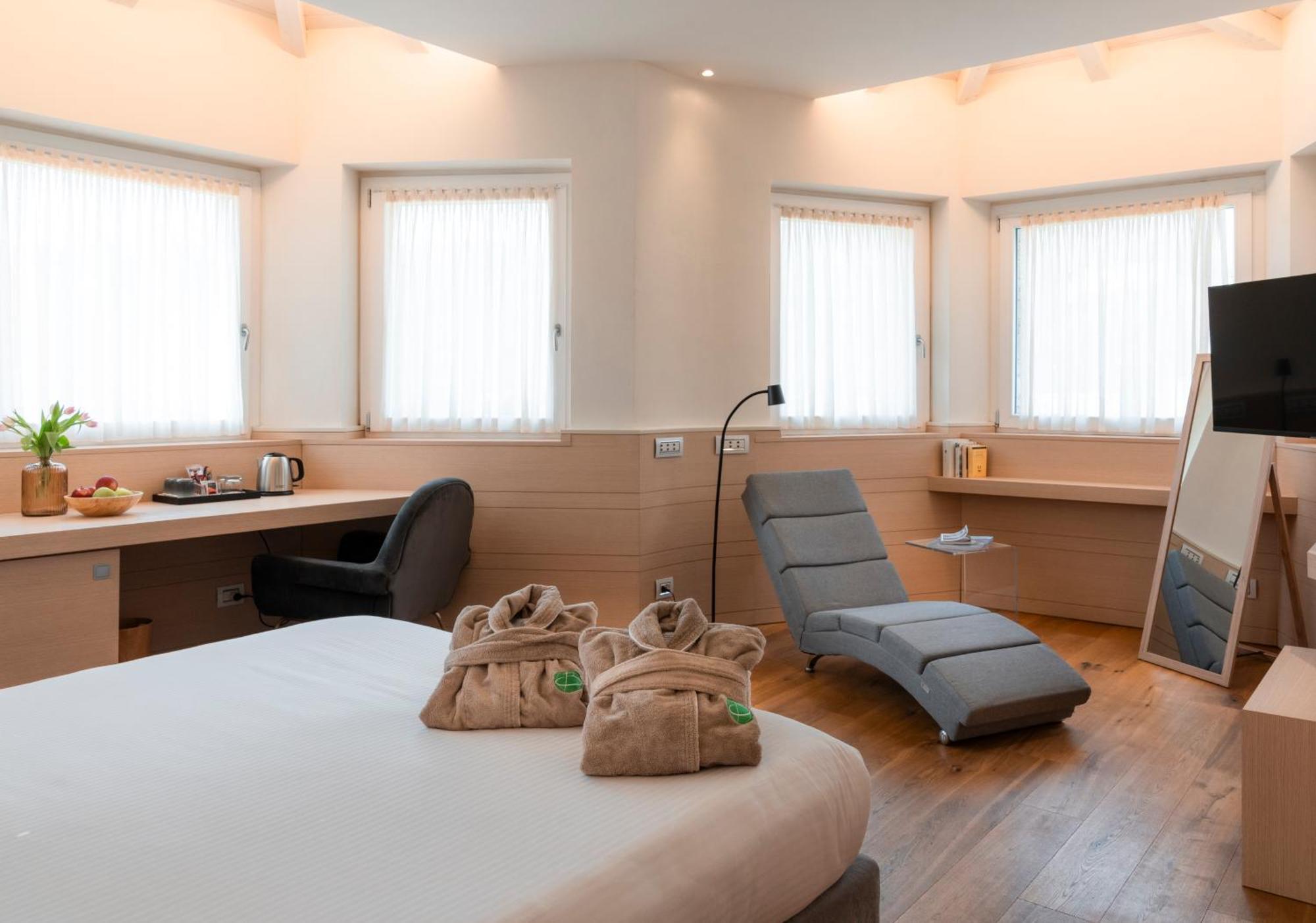 Bes Hotel Terme Di Palazzago Екстер'єр фото